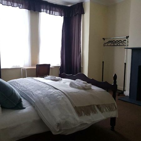 Grandeur Holiday Home, With Free Parking Clacton-on-Sea Exterior photo